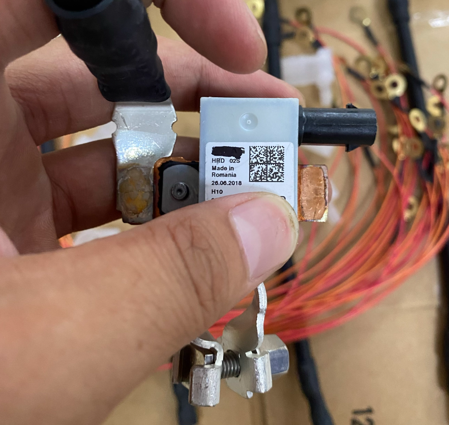 AGM Battery Sensor Wires for Porsche Cayenne 18-23 Year Lithium Battery Replacement One Pcs